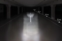 Bumm Avy IQ-E Für E-Bike Mit 6-42 Volt Gleichspannung 7 Bumm Avy IQ-E Für E-Bike Mit 6-42 Volt Gleichspannung -BikeHub Verkäufe Lampe Scheinwerfer Bumm Lumotec Avy IQ Standlicht 162R42 04 070 20662 4006021010666d