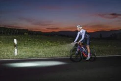 Sigma Aura-80 Und Blaze-Set Mit Akku Für USB-Ladegerät -BikeHub Verkäufe Sigma Frontleuchte Batterieleuchte LED Akku Aura 80 Lux USB 17800 4016224178001 070 28037j