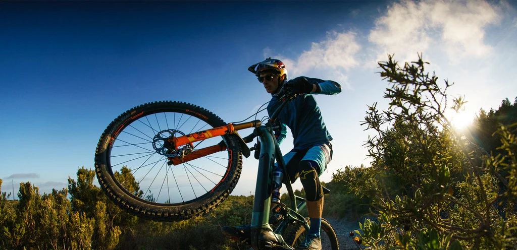 Titelseite -BikeHub Verkäufe banner35